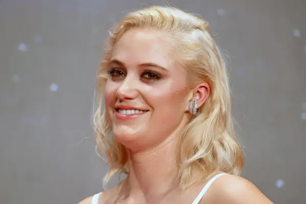 Maika Monroe Career