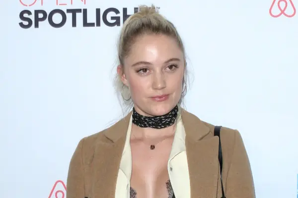 Maika Monroe Personal
