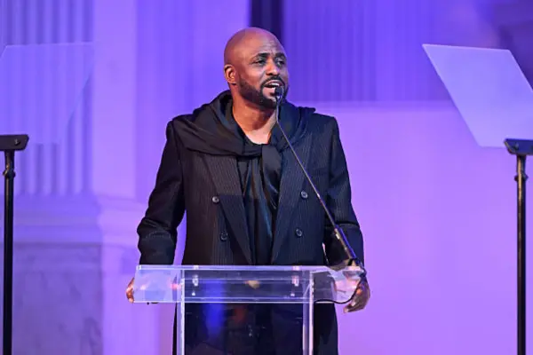 Wayne Brady Early Life